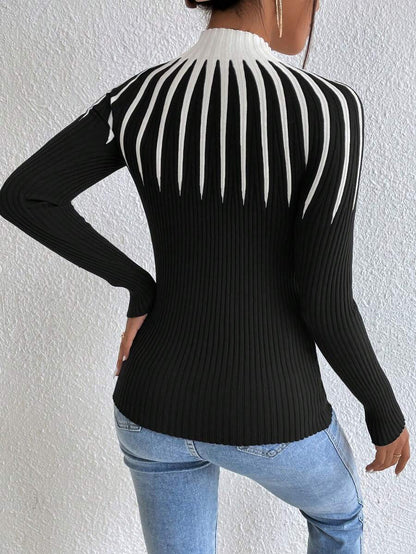 Karolina – Sweter z Wzorem i Golfem