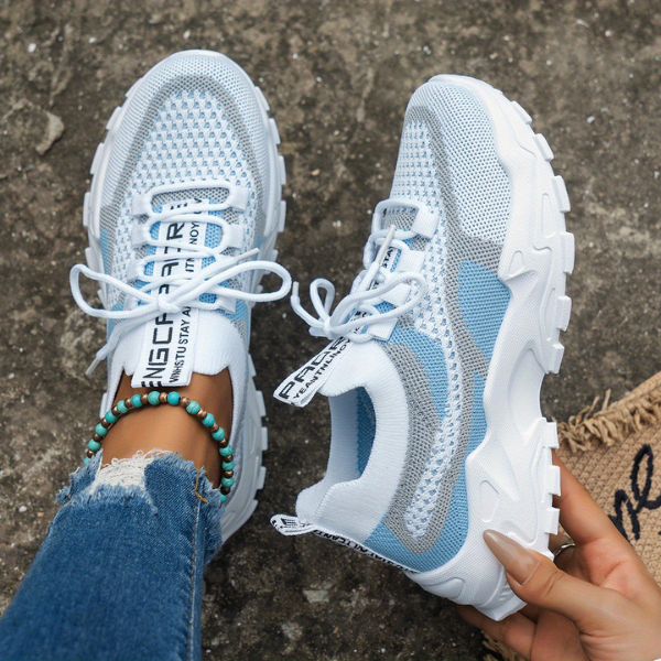 Karina – Lekkie sneakersy o wygodnym kroju na co dzień
