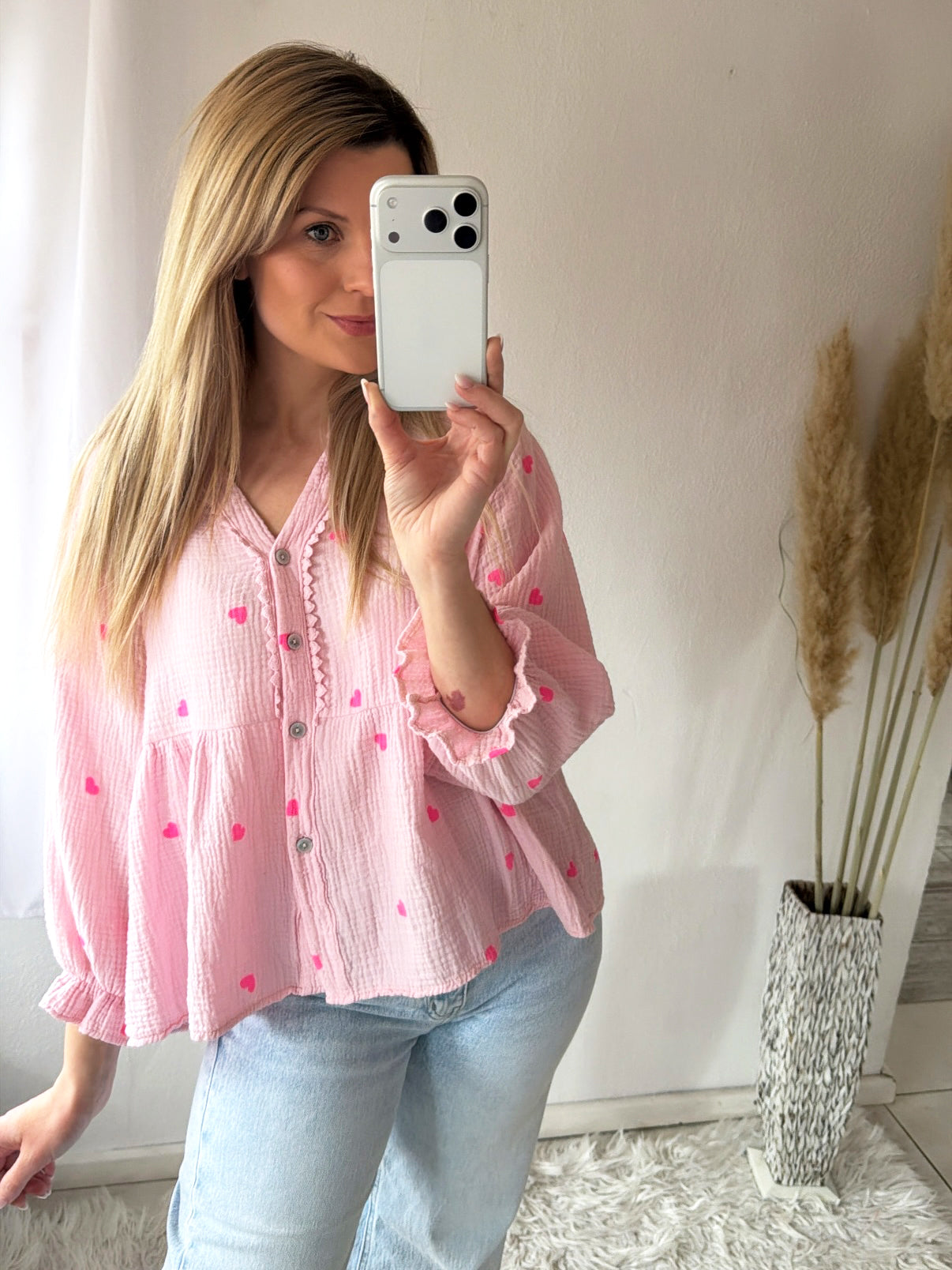 Dorota – różowa koszula w serca