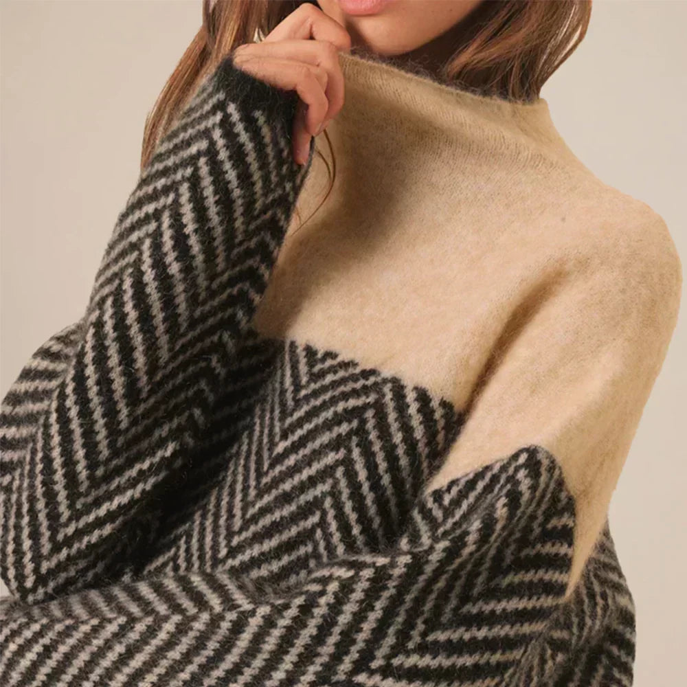 Kamila – elegancki sweter z golfem o wzorze jodełki