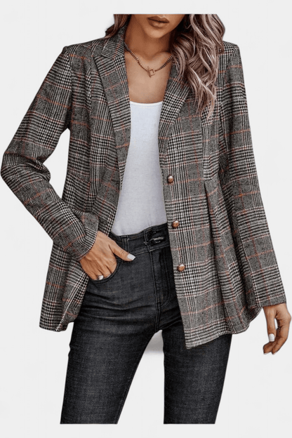 Henrietta – Elegancki Peplum Żakiet w Kratę