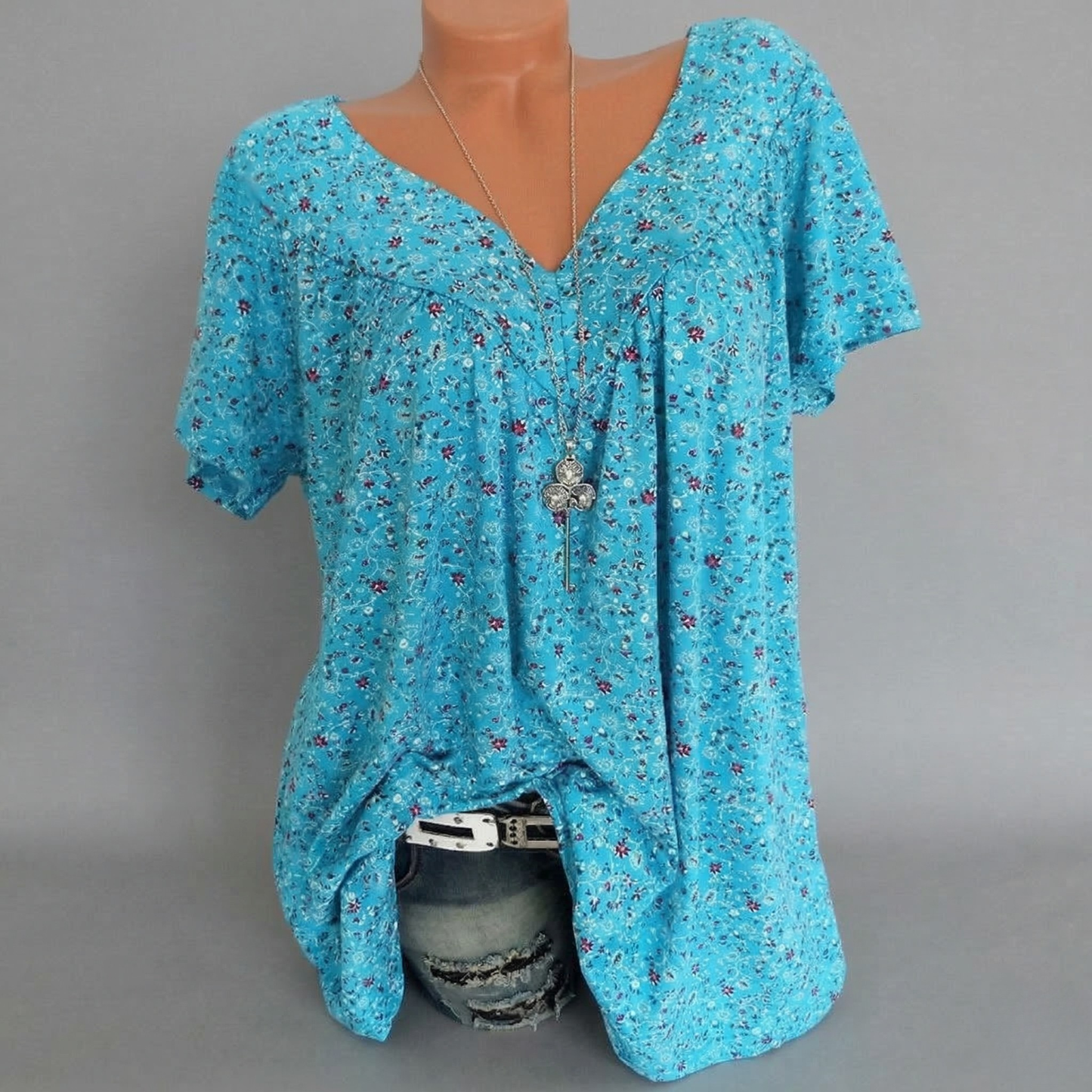 Anita – T-shirt met bloemenprint en V-hals